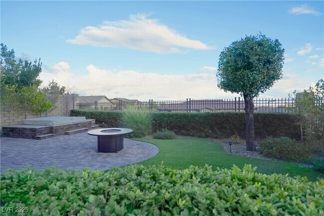 Foto del edificio - 304 Rezzo St