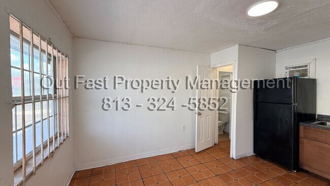 Foto del edificio - 9718 N Nebraska Ave