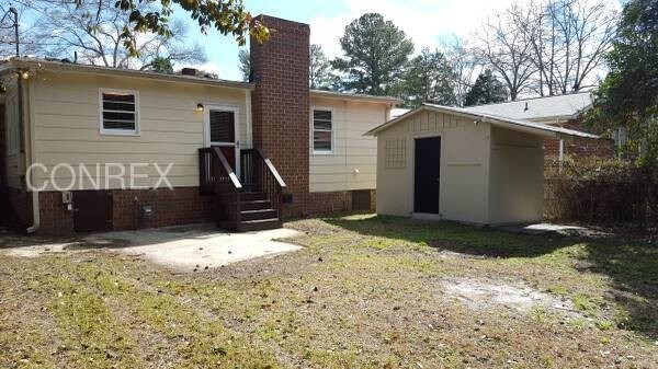 Building Photo - 1217 S Kilbourne Rd