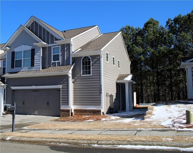 Building Photo - 3328 Castleberry Village Cir