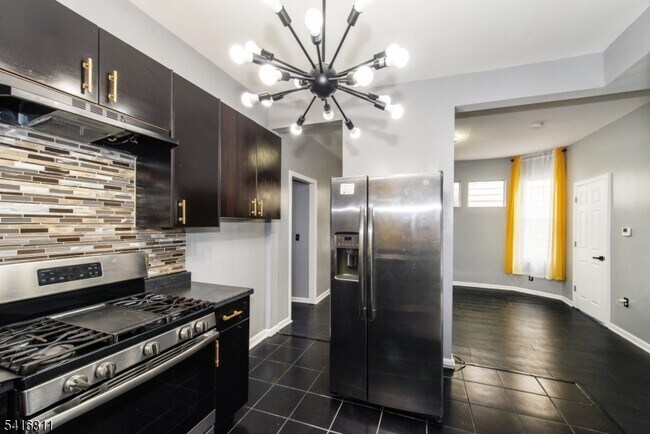 Foto del edificio - 59 Ellington St