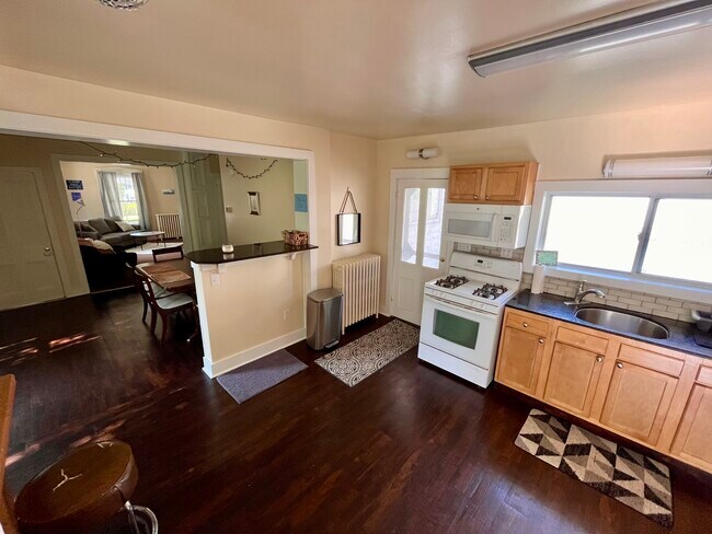 Foto del edificio - 52 Center St