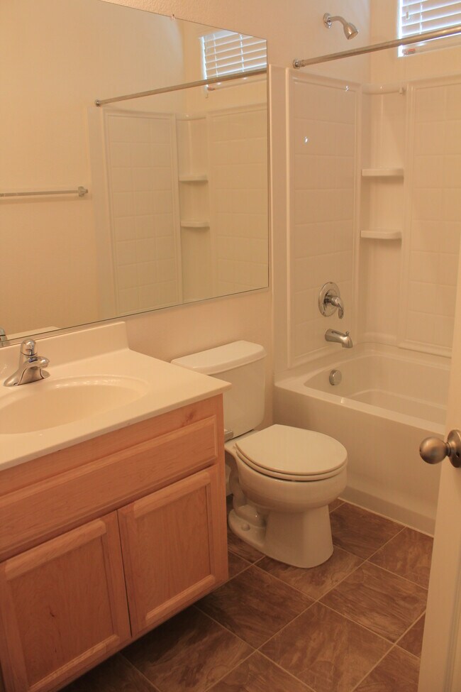 Foto del edificio - 3008 Spoonwood Way