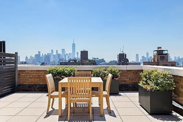 Foto del edificio - 161 W 16th St