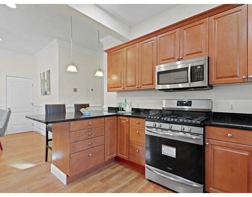 Primary Photo - 6 Wyman St