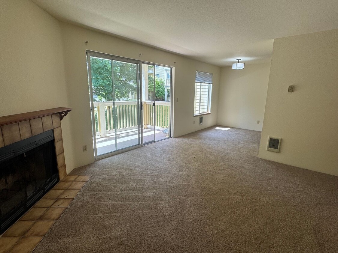 Primary Photo - Bridle Estates