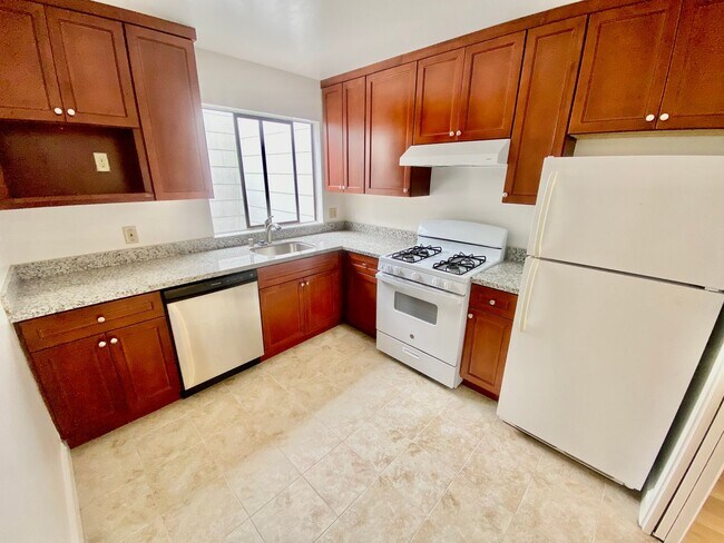 Foto del edificio - 319 24th Ave