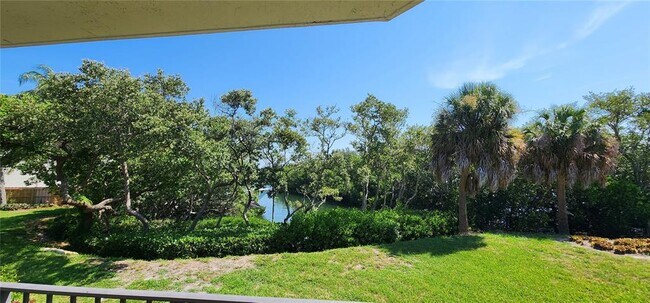 Building Photo - 1515 Pinellas Bayway S