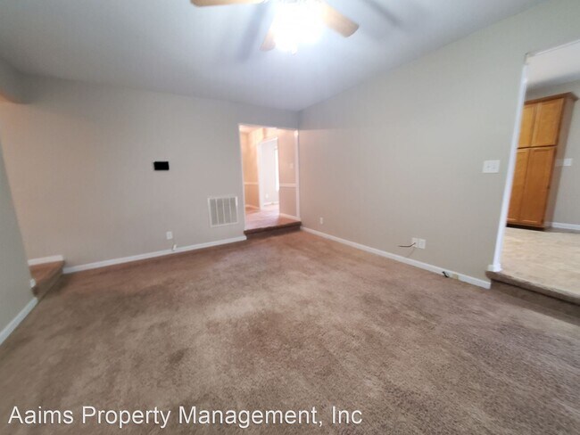 Building Photo - 3 br, 2 bath House - 7072 Tollhouse Dr.