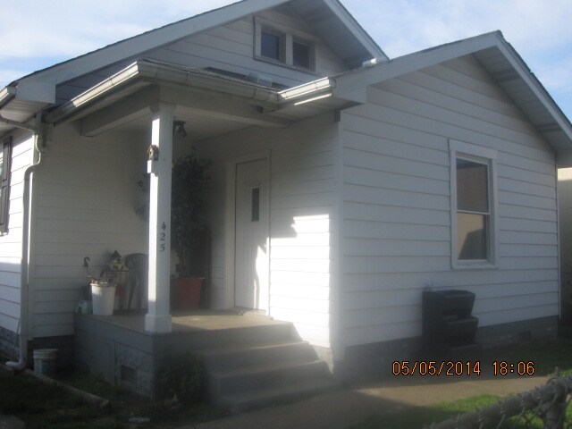 Foto del edificio - 425 3rd Ave