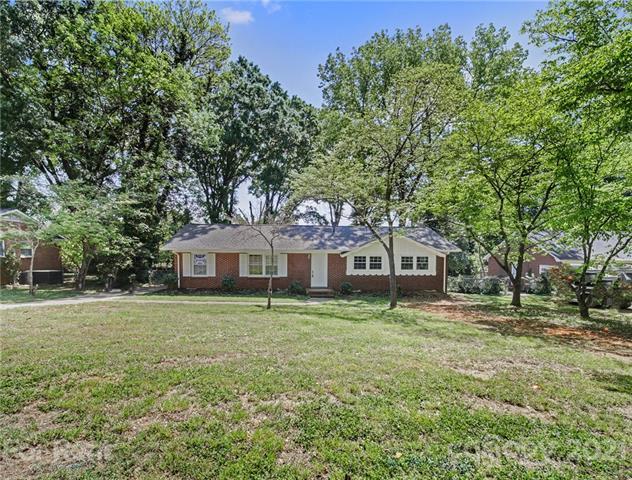 Foto principal - 3218 Valley Grove Rd