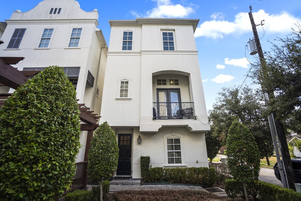 Foto principal - 2131 McIlhenny St