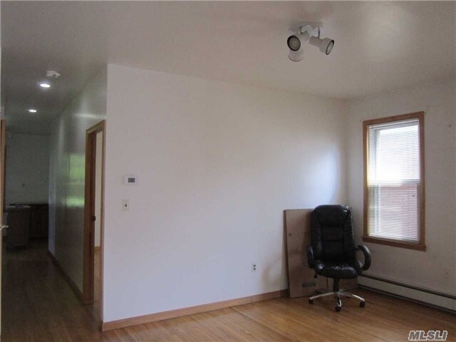 Foto del edificio - 75-19-75-65 65th Dr