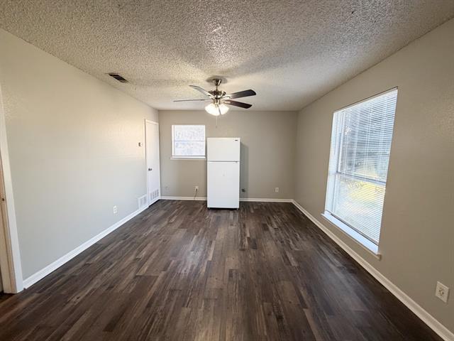 Building Photo - 604 Walter Stephenson Rd