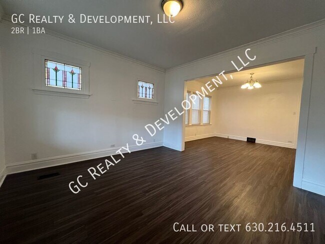 Building Photo - *** JEFFERSON PARK / GAS & ELECTRIC INCLUD...