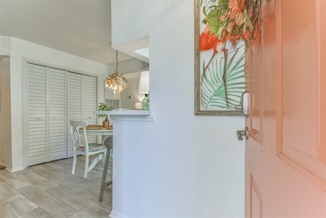 Foto del edificio - 3506 Cove View Blvd