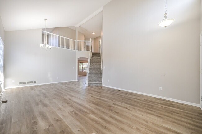 Foto del edificio - 5991 S Rock Creek Dr