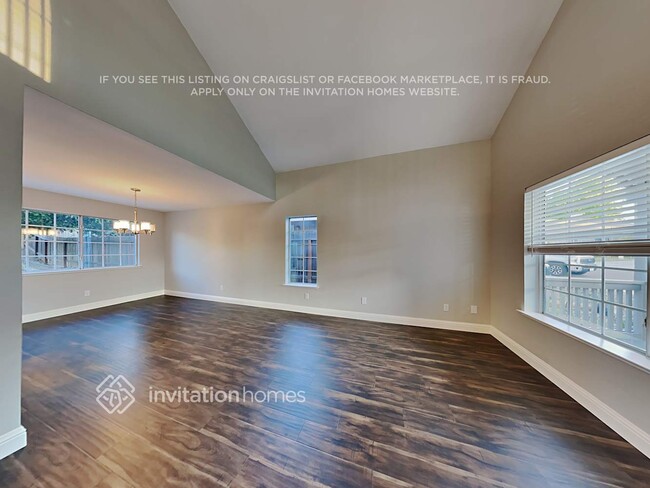 Foto del edificio - 8316 Scrub Oak Way