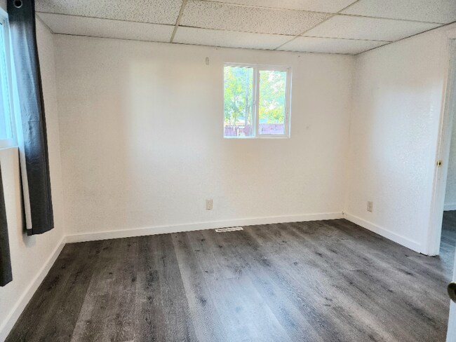 Building Photo - 1120 Minnequa Ave