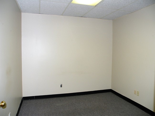 Foto del edificio - 2804 Lake Rd