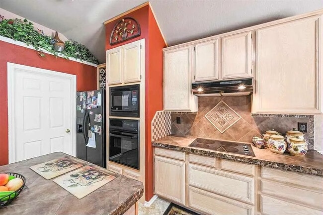 Building Photo - 1817 Christy Ct