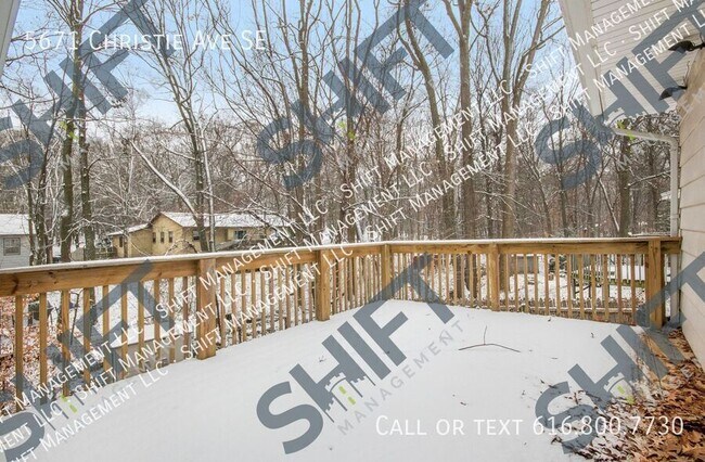Foto del edificio - 5671 Christie Ave SE