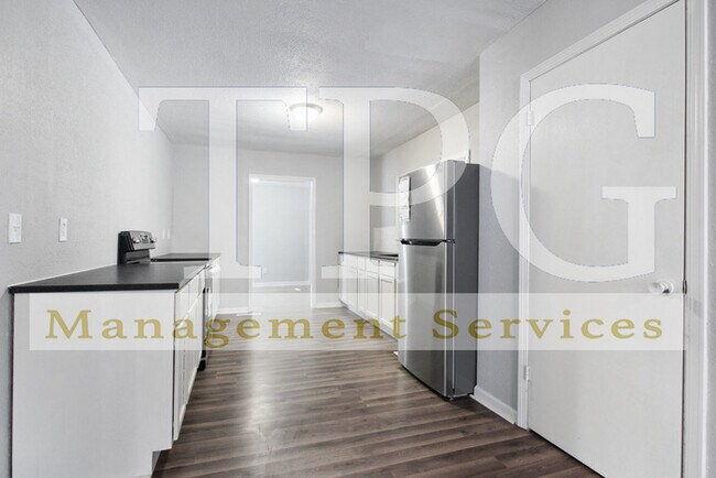 Foto del edificio - Newly Renovated Unit in Independence MO!