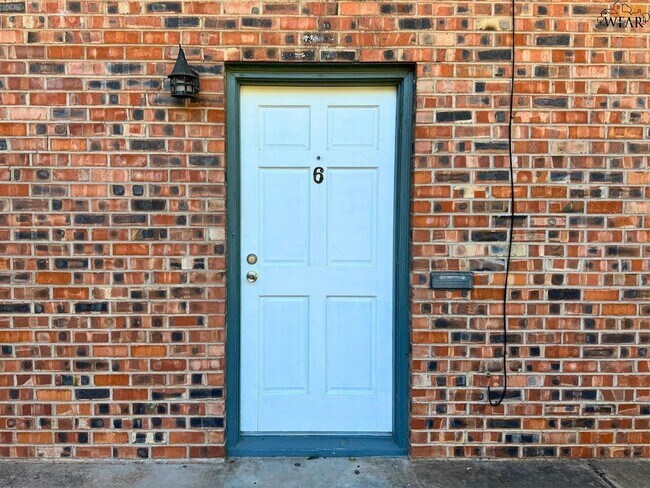 Foto del edificio - 1801 Rose St