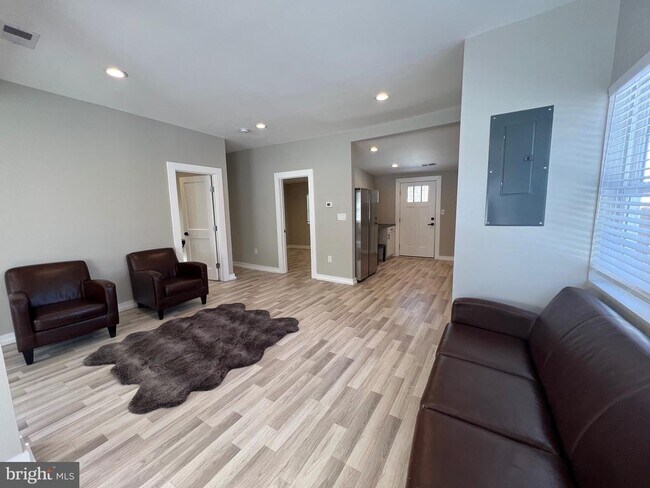 Foto del edificio - 33 Old US Hwy 1