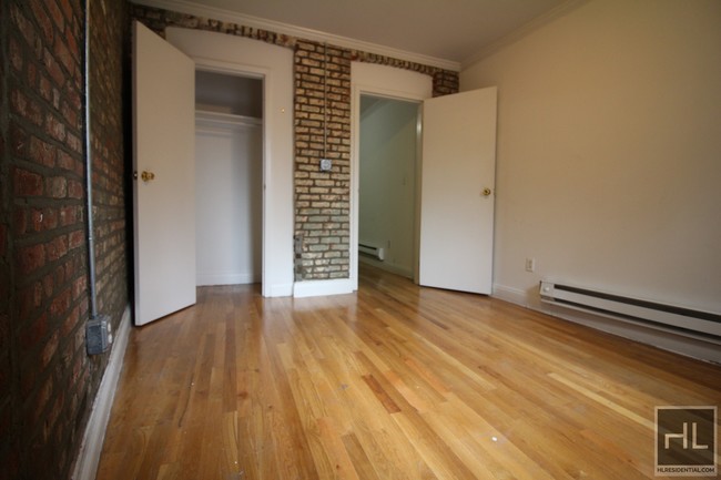 Foto del edificio - 110 Forsyth St