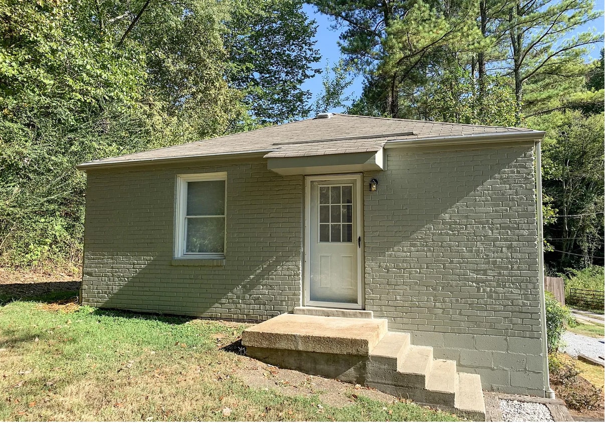 Coming Soon! Charming house on private road in the hills of West Nashville! - Coming Soon! Charming house on private road in the hills of West Nashville!