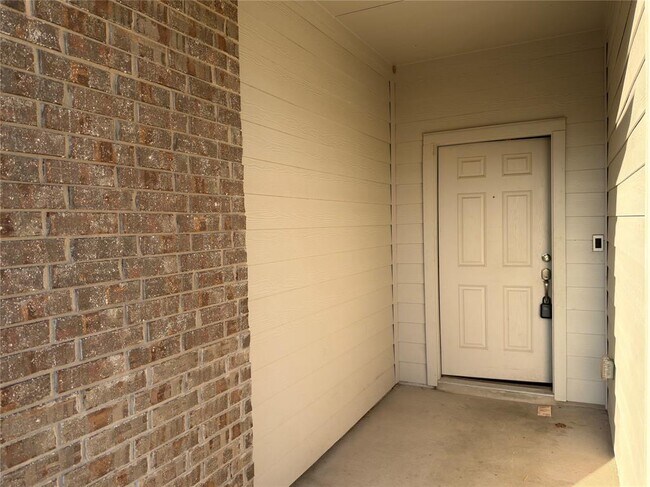 Foto del edificio - 21700 Urraca Ln