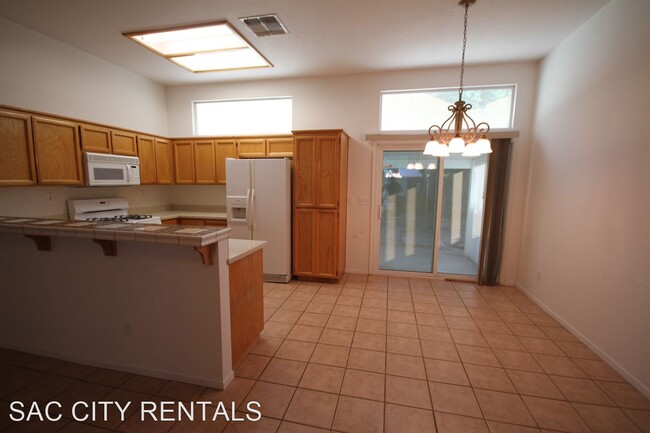 Foto del edificio - 3 br, 2 bath House - 6748 Di Lusso Drive