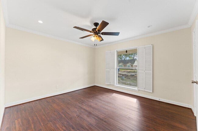 Foto del edificio - 6026 McKnight St