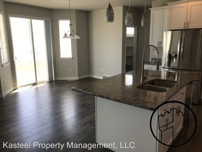 Foto del edificio - 3322 S Swainson Ave