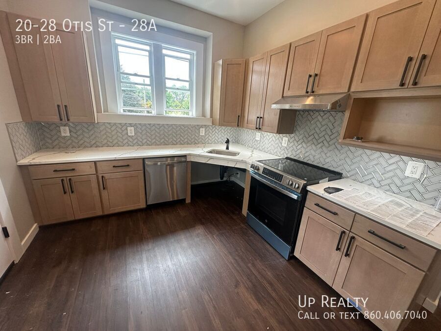Foto principal - 20-28 Otis St-28A