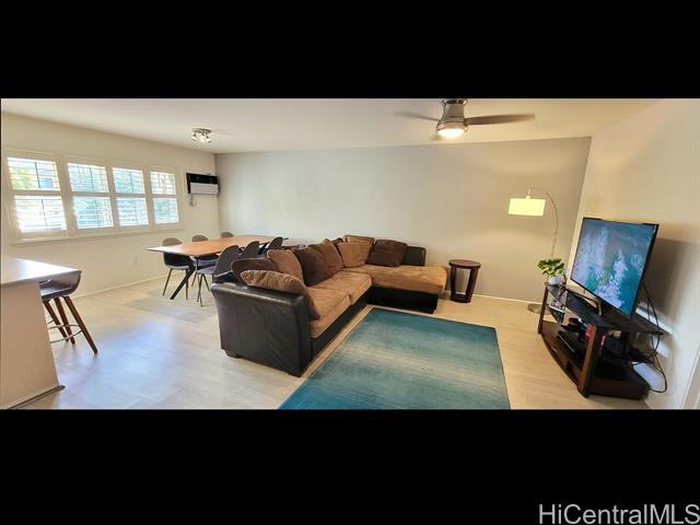 Building Photo - 95-973-973 Ukuwai St