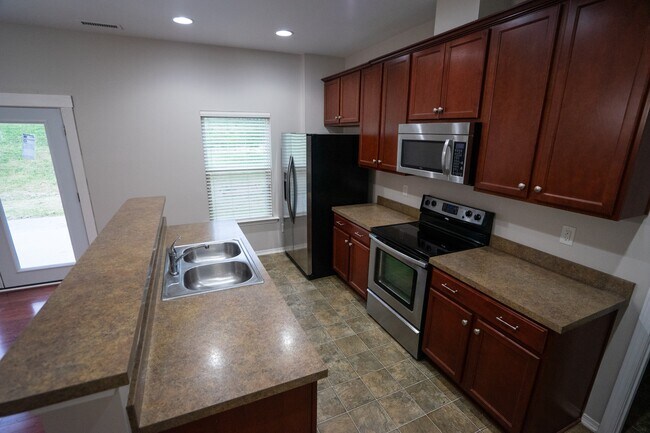 Kitchen - 3 Mint Hill Ct