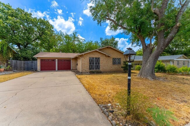 Foto del edificio - Centrally located 3bed/2 bath home in Hunt...
