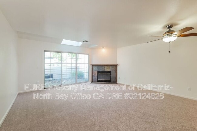 Building Photo - 599 Spruce St