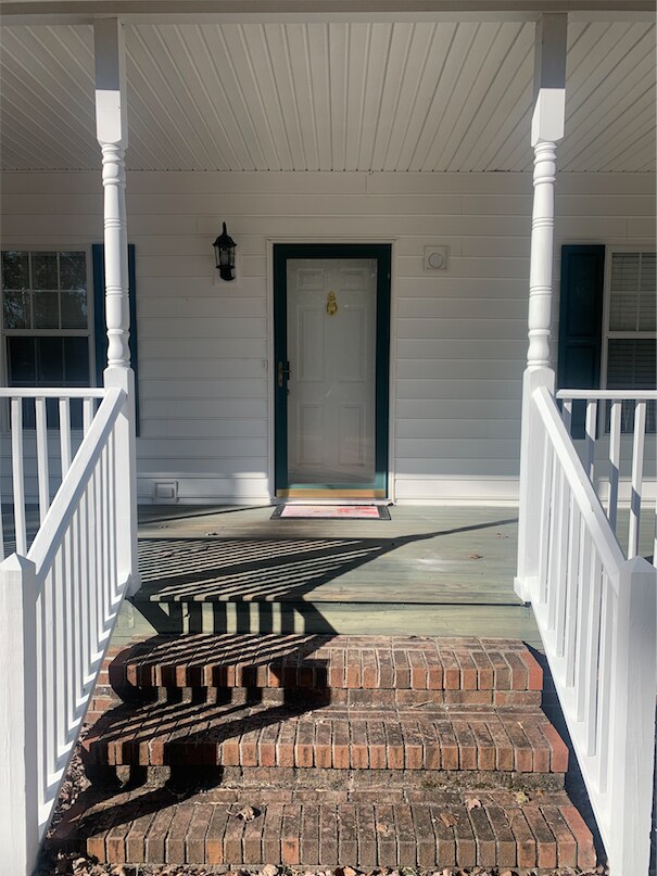 Building Photo - 436 Island Creek Dr