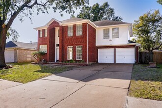 Building Photo - 2103 Charlton House Ln