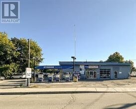 Building Photo - 6679-6679 Fourth Line Rd