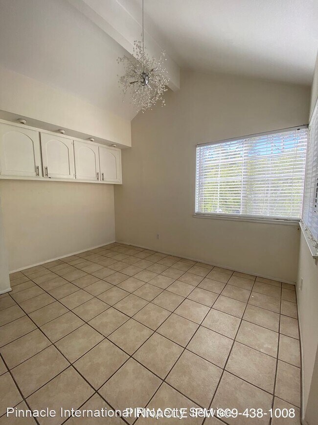 Building Photo - 2 br, 2 bath House - 20763 E. Crest Lane #A