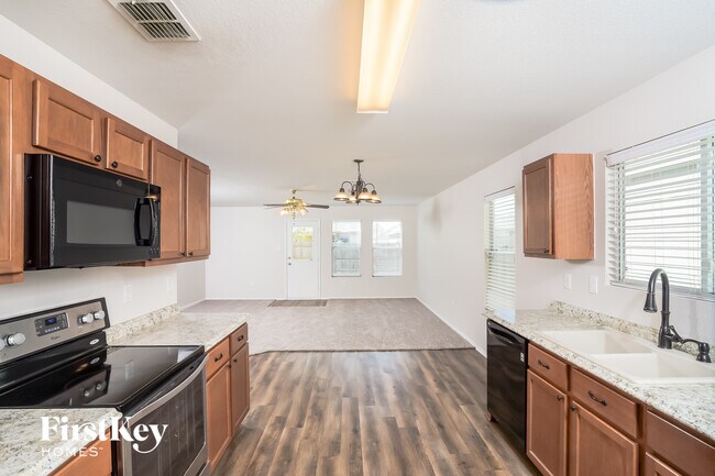 Building Photo - 8503 Silver Willow