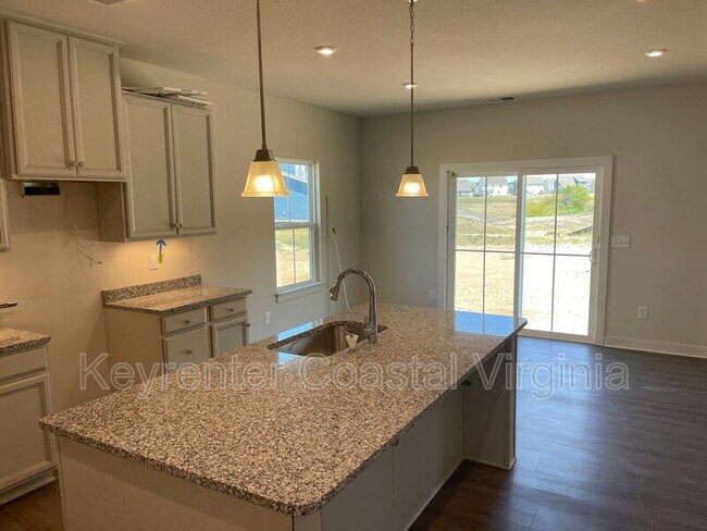 Building Photo - 105 Brentwood Cv