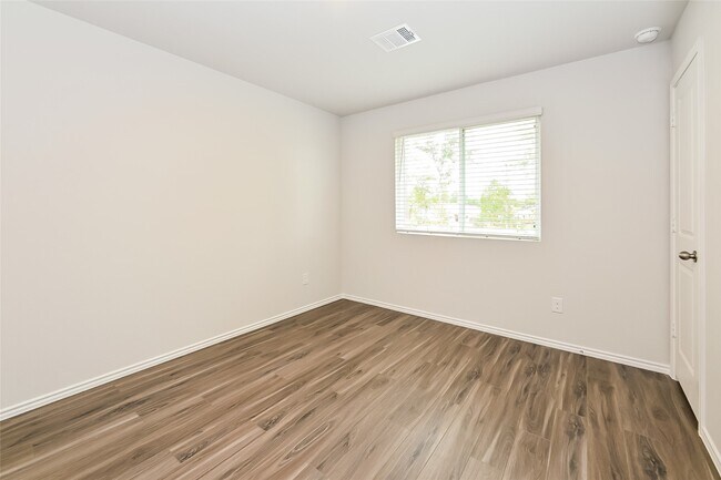 Building Photo - 1132 Copal Trl