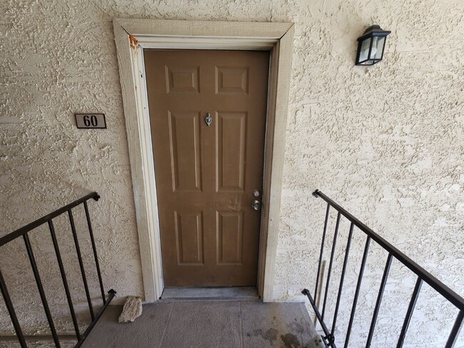 Building Photo - Nice Guard Gated Bella Vita Unit with larg...