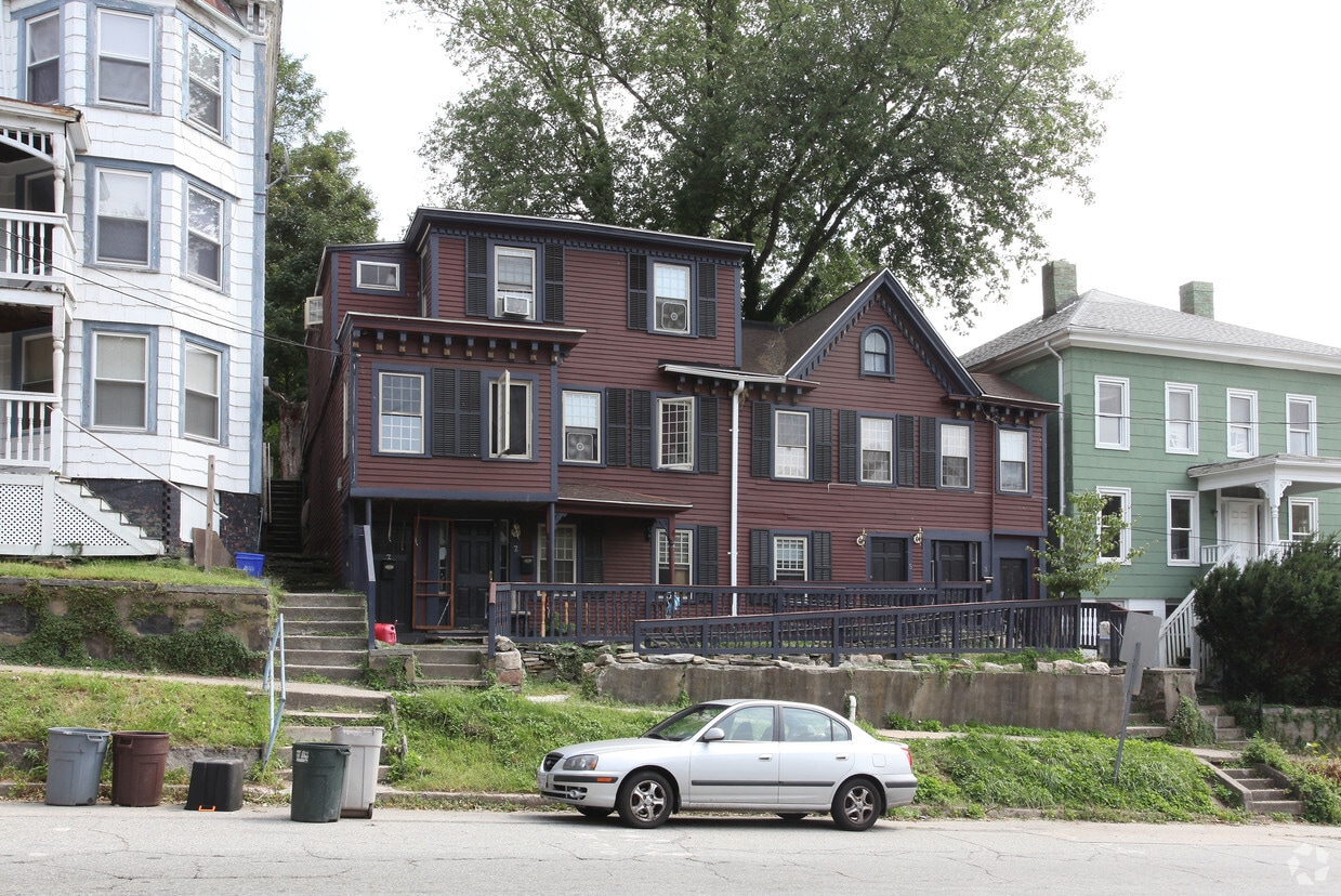 37 Boswell Ave, Norwich, CT 06360 Apartments in Norwich, CT