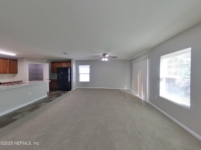 Foto del edificio - 1987 April Oaks Dr